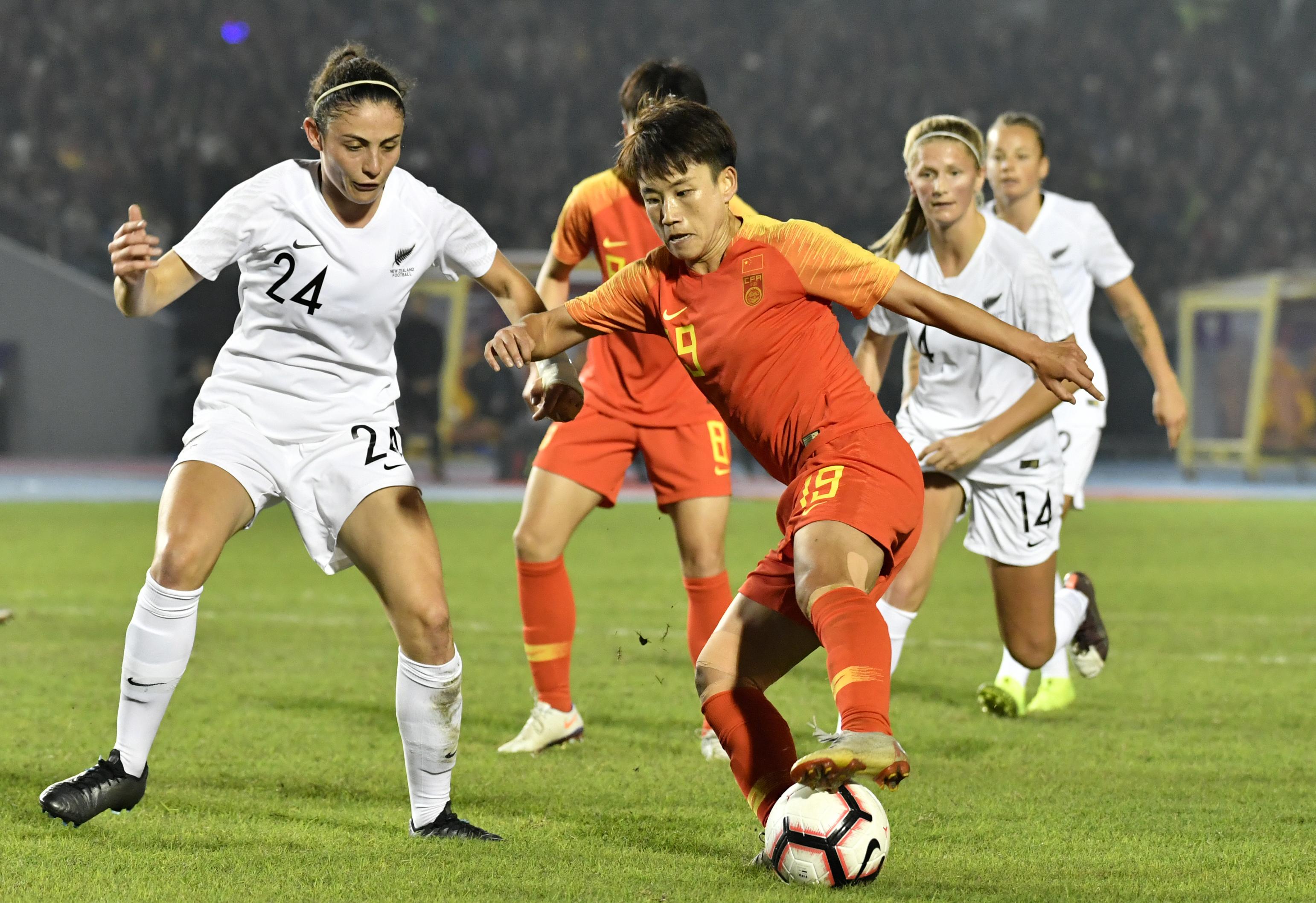关于世界足球风云：女子足球国际锦标再掀巅峰的信息